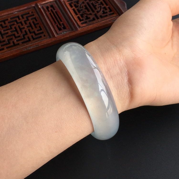 (超值推荐)冰种晴水手镯(57.8mm)