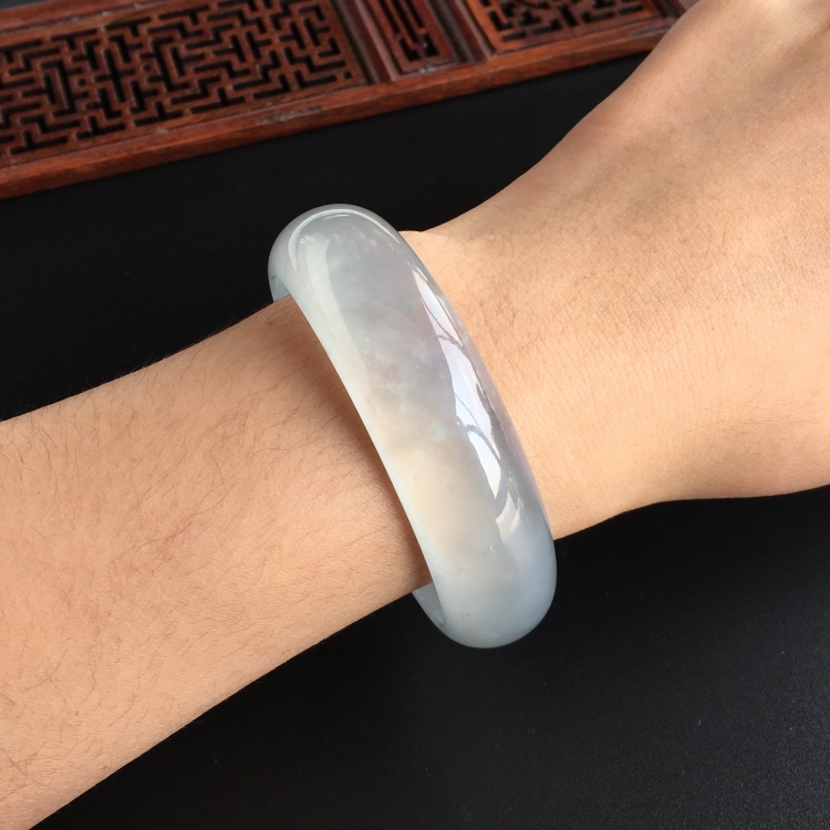 (超值推荐)冰种晴水手镯(57.8mm)
