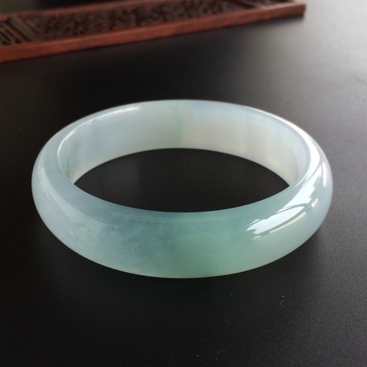 (超值推荐)冰种晴水手镯(59.5mm)