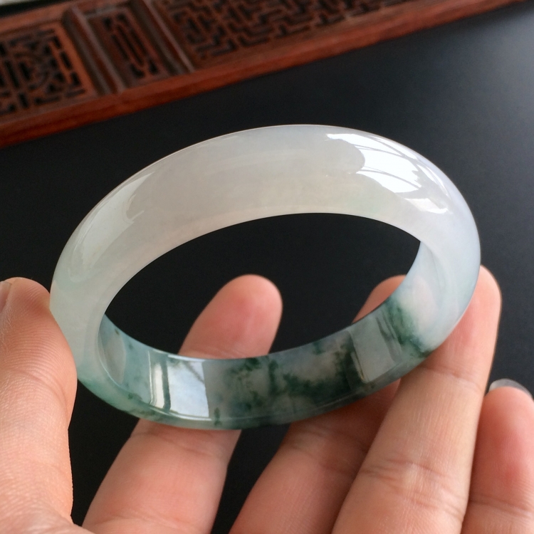 (超值推荐)冰种飘花手镯(56.5mm)