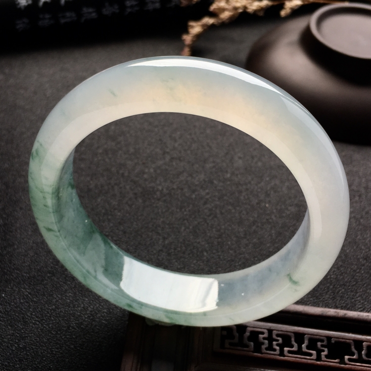 （超值推荐）冰种飘花手镯（57.2mm）
