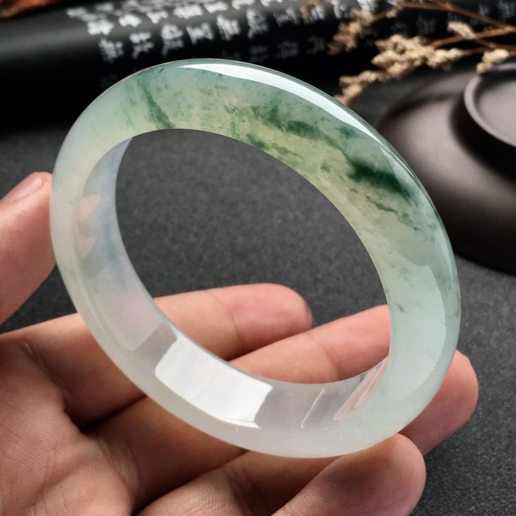 （超值推荐）冰种飘花手镯（57.2mm）