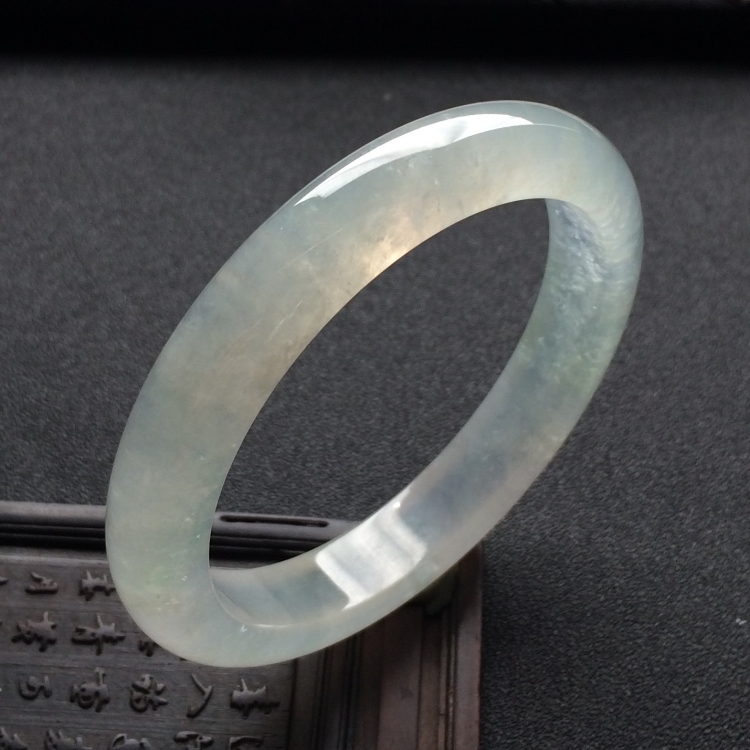 （超值推荐）冰种淡晴水手镯（56.1mm）