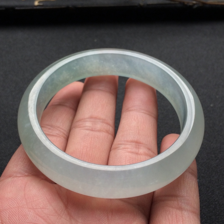 （超值推荐）冰种晴水手镯（57.1mm）
