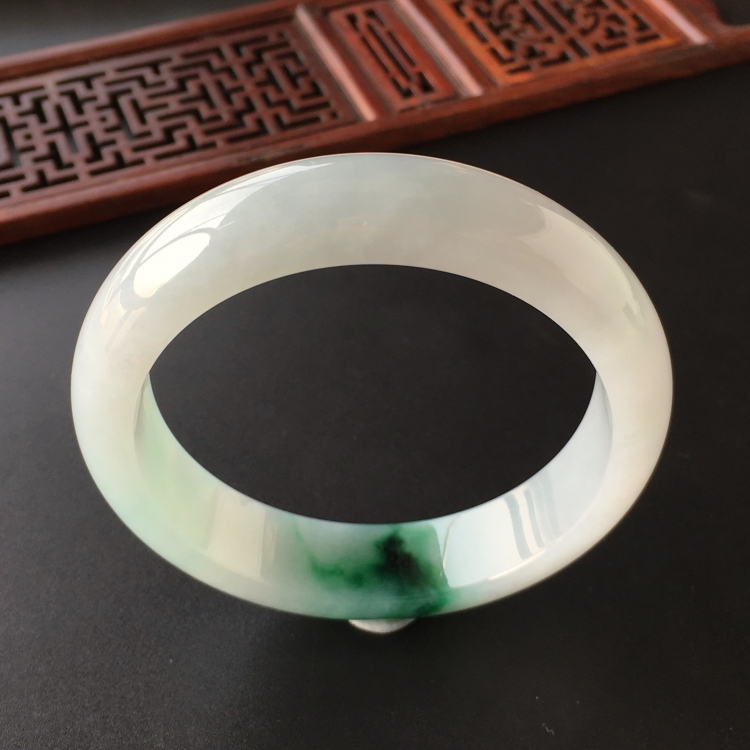 (超值推荐)糯冰种飘花手镯(57mm)