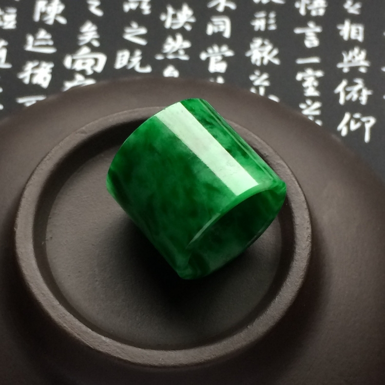 （超值推荐）糯冰种翠色路路通挂件