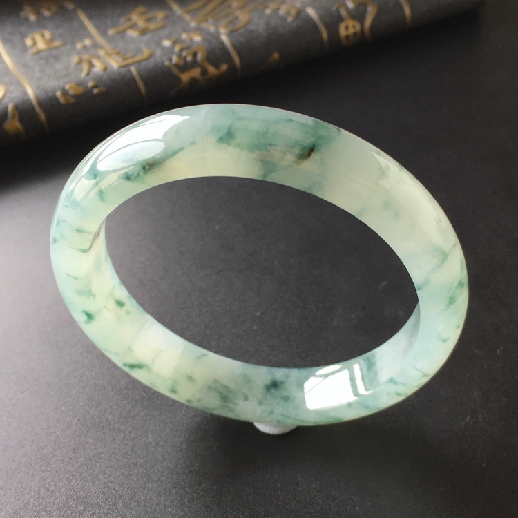 (超值推荐)冰种飘花手镯(53.4mm)