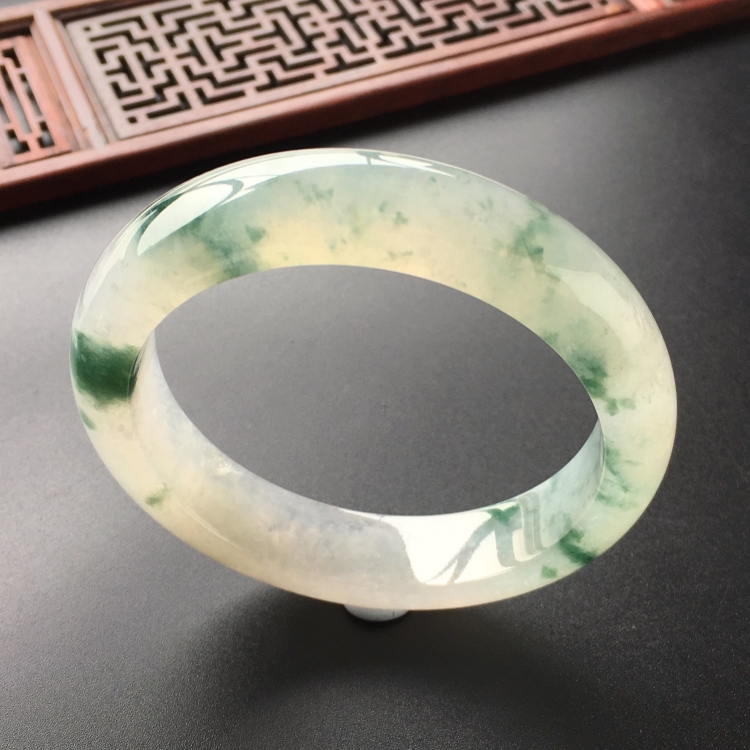 (超值推荐)冰种飘花手镯(56.2mm)