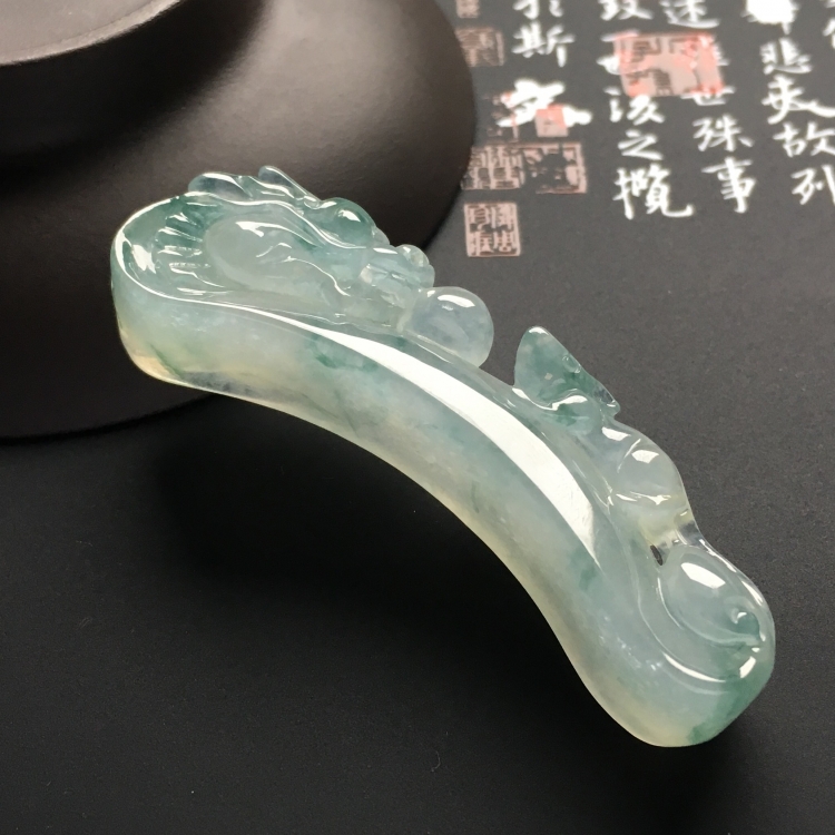 （超值推荐）冰种飘花龙钩挂件