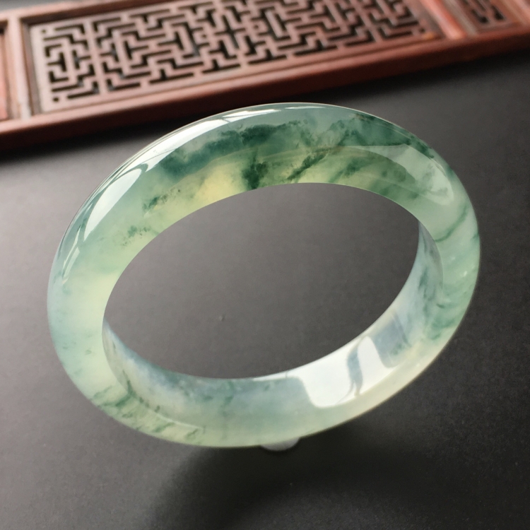 (超值推荐)冰种飘花手镯(55.6mm)
