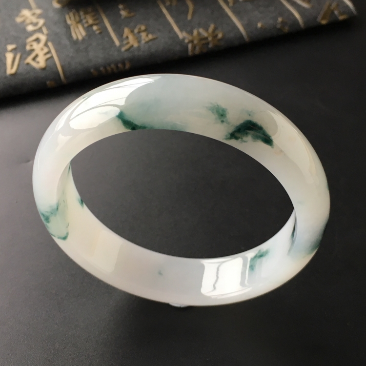 (超值推荐)糯冰种飘花手镯(57.8mm)