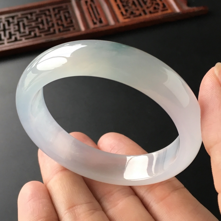 (超值推荐)冰种飘花手镯(54mm)