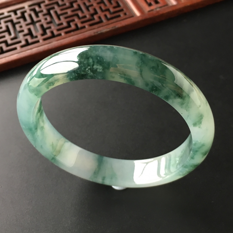 (超值推荐)冰种飘花手镯(57.6mm)