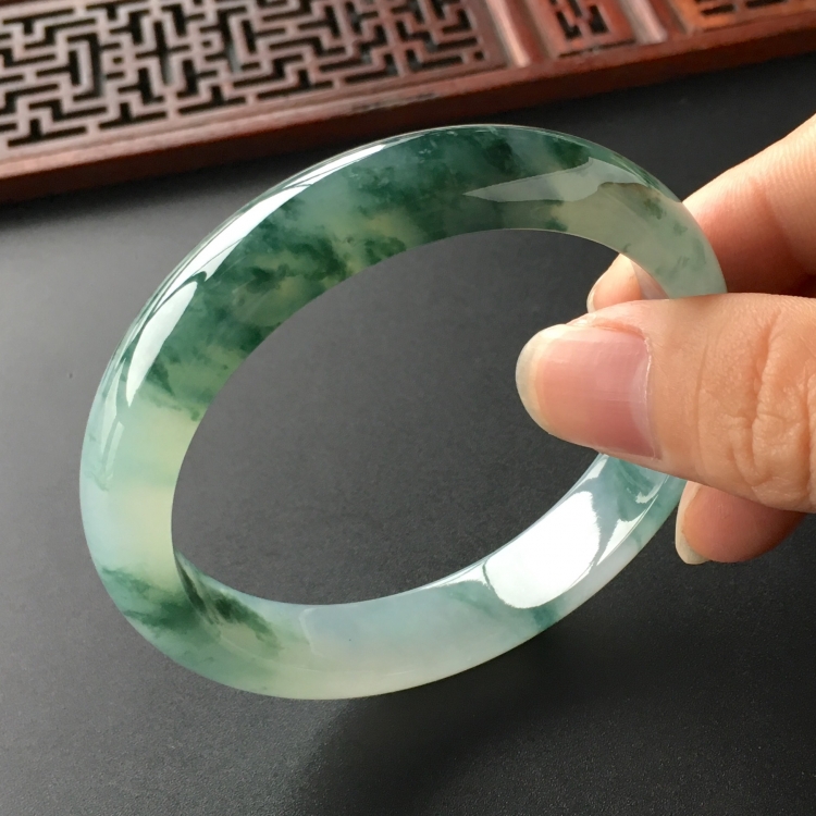 (超值推荐)冰种飘花手镯(57.6mm)