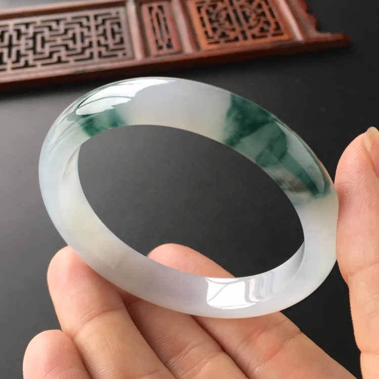 (超值推荐)冰种飘花手镯(54.1mm)