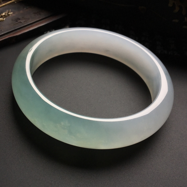 （超值推荐）冰种晴水手镯（56.8mm）