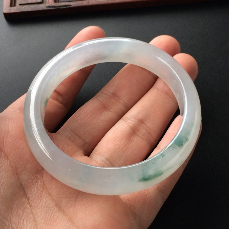 (超值推荐)冰种飘花手镯(57.8mm)