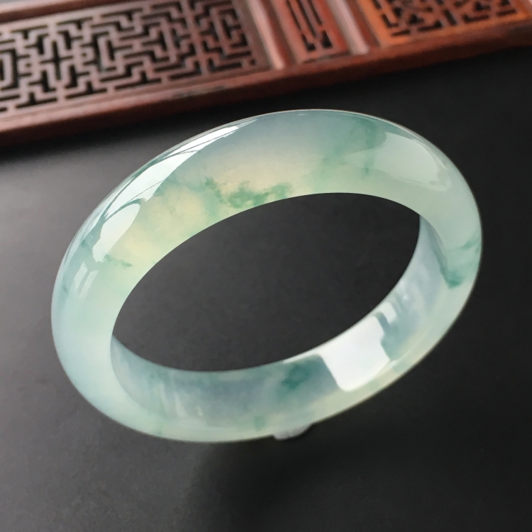 (超值推荐)冰种飘花手镯(56.6mm)