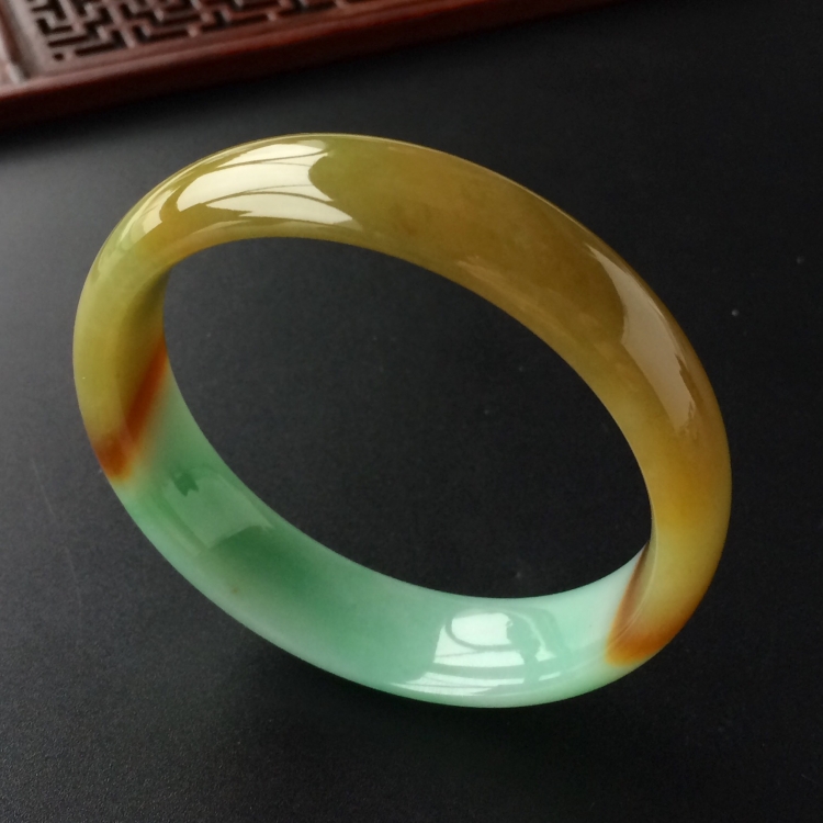 (超值推荐)糯冰种黄加绿手镯(54.6mm)
