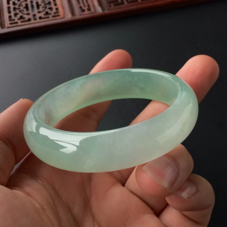 (超值推荐)冰种晴水手镯(54mm)