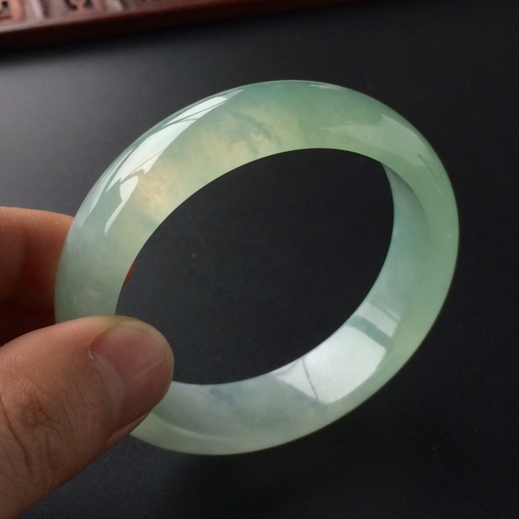 (超值推荐)冰种晴水手镯(54mm)