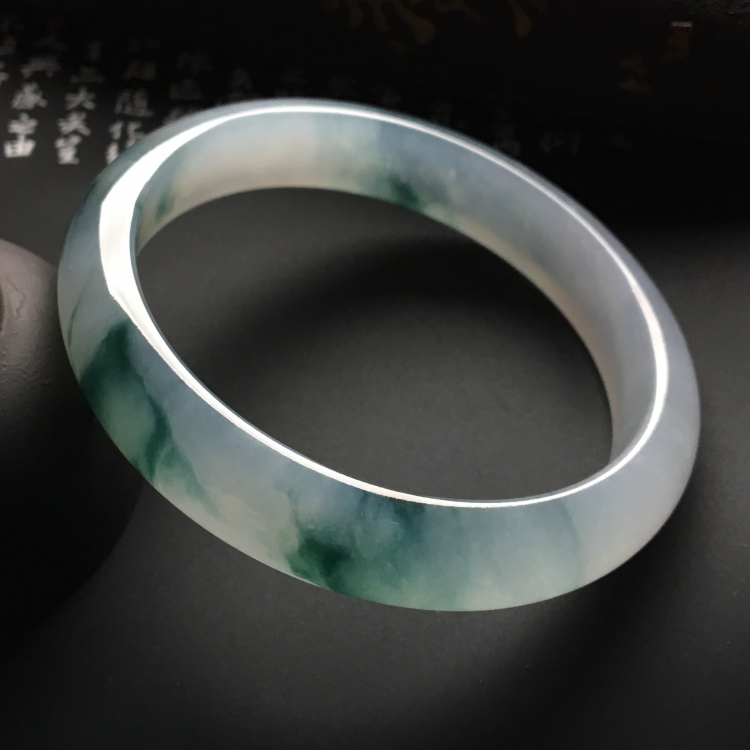 （超值推荐）冰种飘花手镯（58mm）