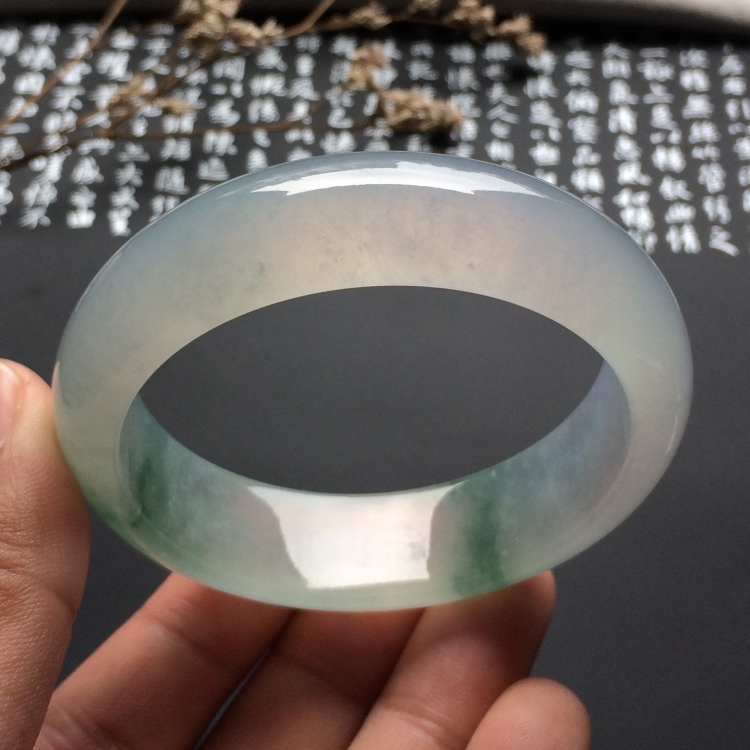 （超值推荐）冰种飘花手镯（54.8mm）