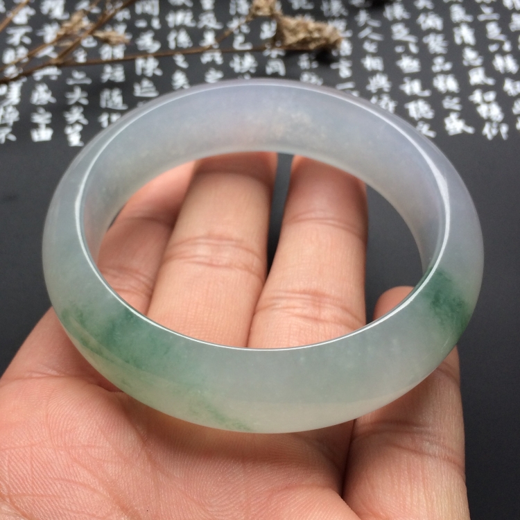 （超值推荐）冰种飘花手镯（54.8mm）