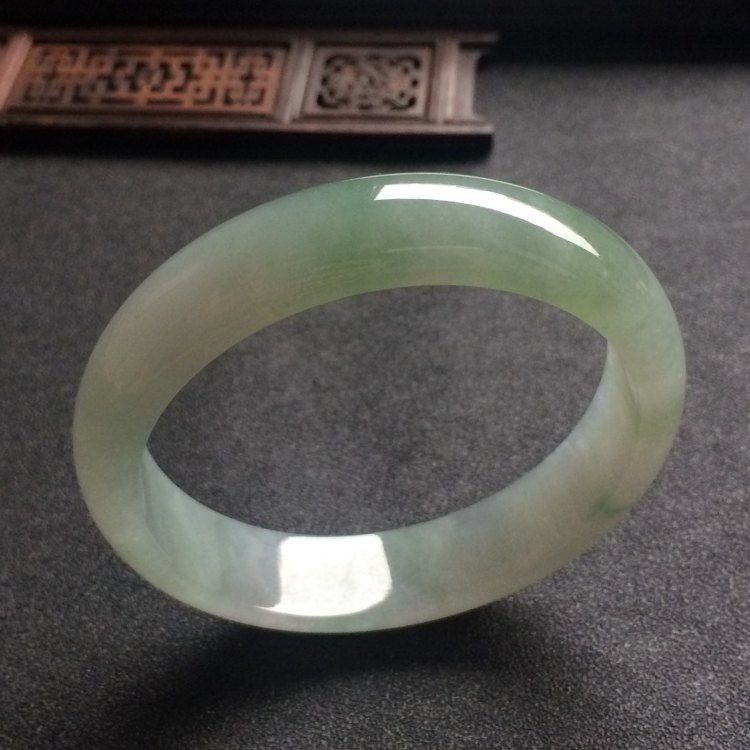 （超值推荐）糯冰种晴水手镯（57mm）