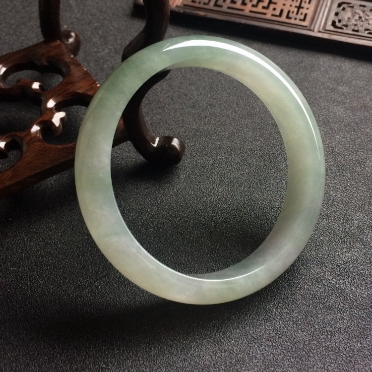 （超值推荐）糯冰种晴水手镯（57mm）