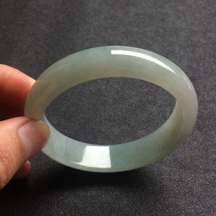 （超值推荐）糯冰种晴水手镯（57mm）