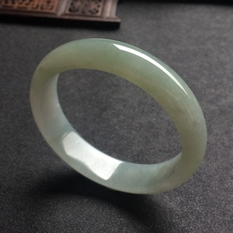 （超值推荐）糯冰种晴水手镯（57mm）