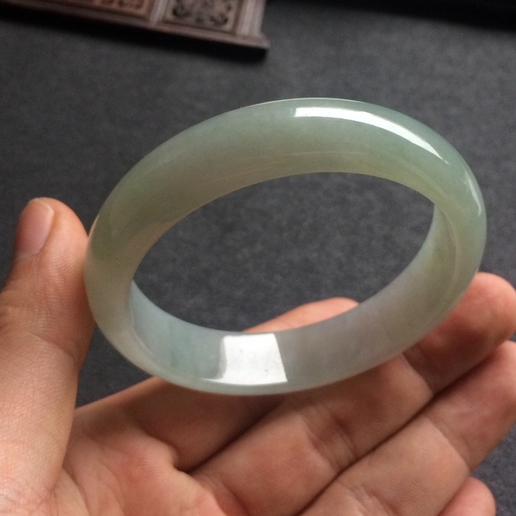 （超值推荐）糯冰种晴水手镯（57mm）