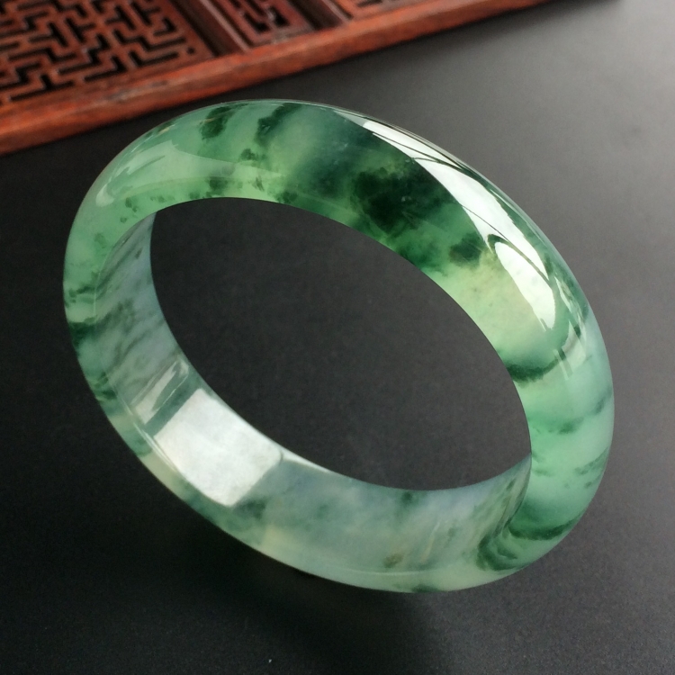 (超值推荐)冰种飘花手镯(54.6mm)