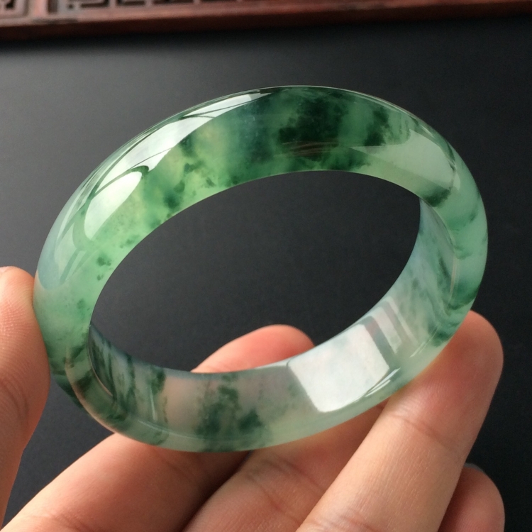 (超值推荐)冰种飘花手镯(54.6mm)
