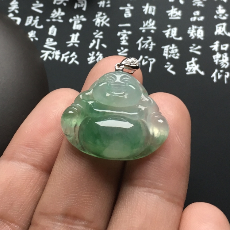 （超值推荐）冰种飘花玉佛挂件（金扣）