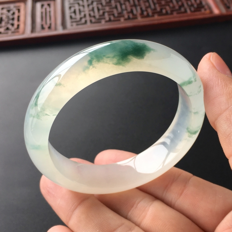 (超值推荐)冰种飘花手镯(54mm)