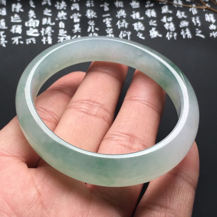 （超值推荐）冰种飘花贵妃镯（55.6mm-50mm）