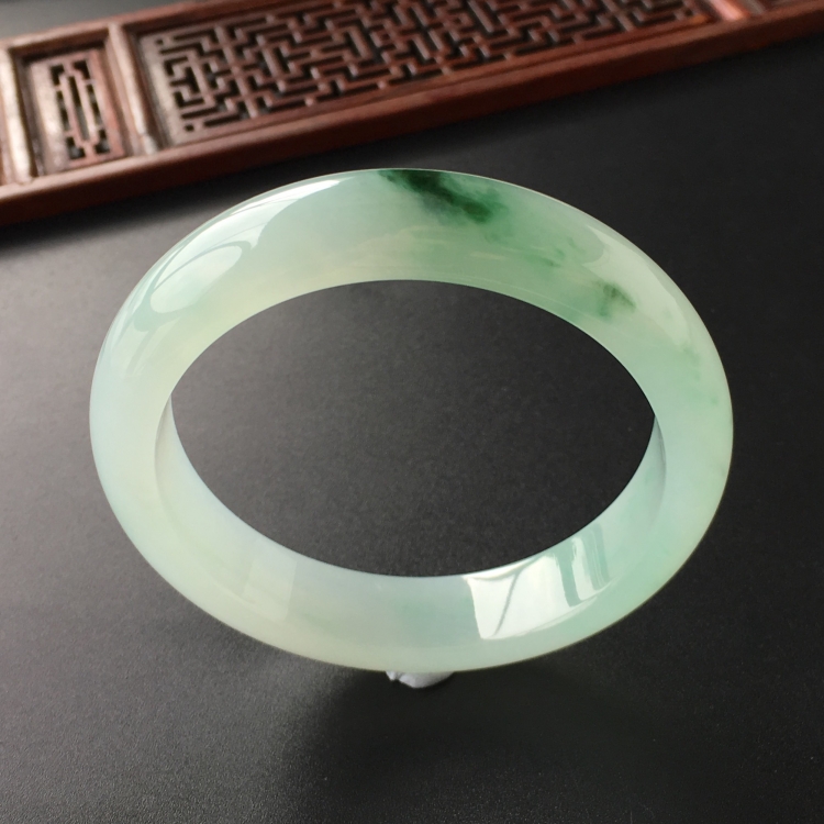 (超值推荐)糯冰种飘花手镯(57.8mm)