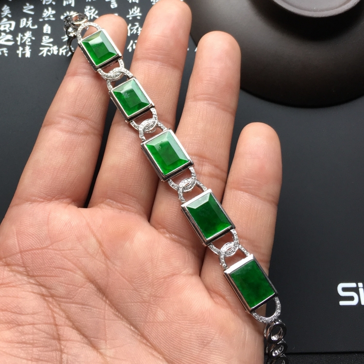 （超值推荐）冰种深绿镶白金钻石手链