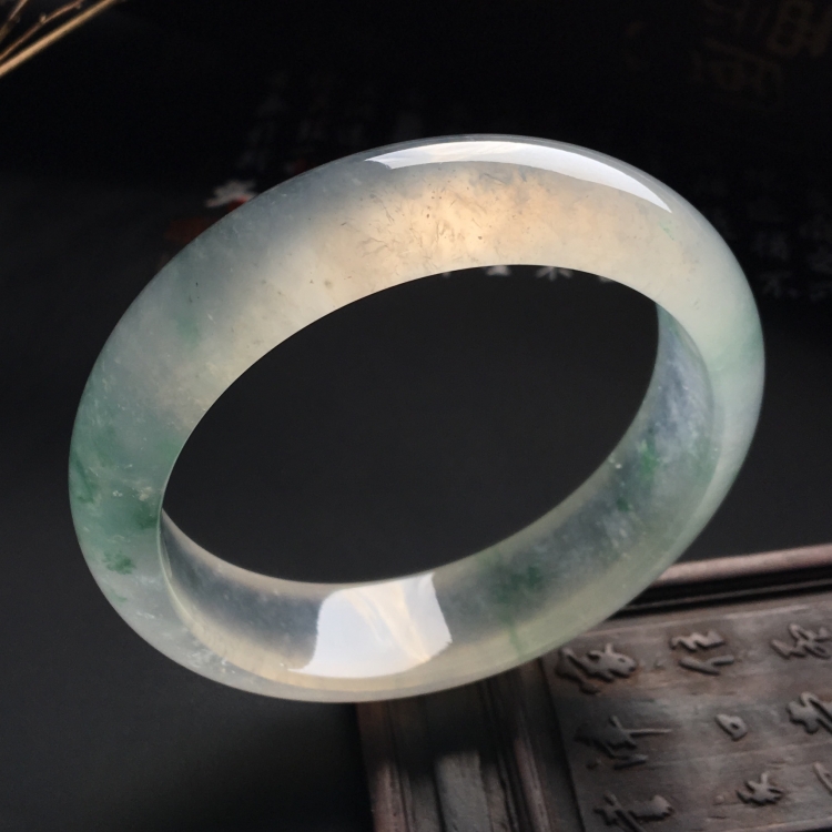 （超值推荐）冰种飘花手镯（57.2mm）