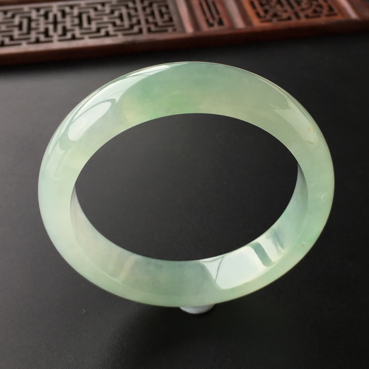 (超值推荐)冰种晴水手镯(55mm)