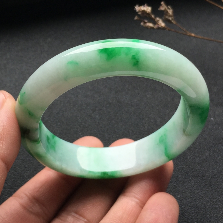 （超值推荐）糯冰种飘翠手镯（54.7mm）