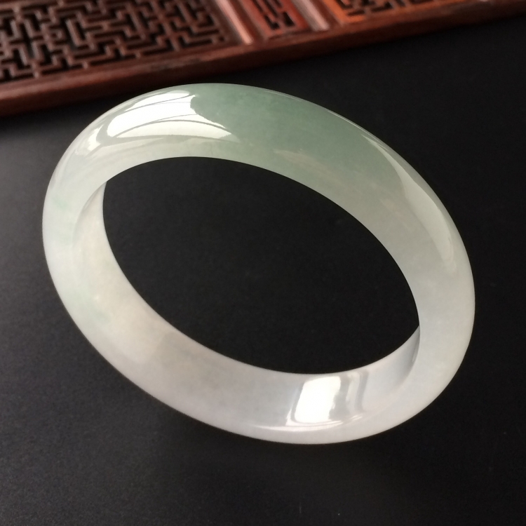 (超值推荐)冰种晴水手镯(57.8mm)
