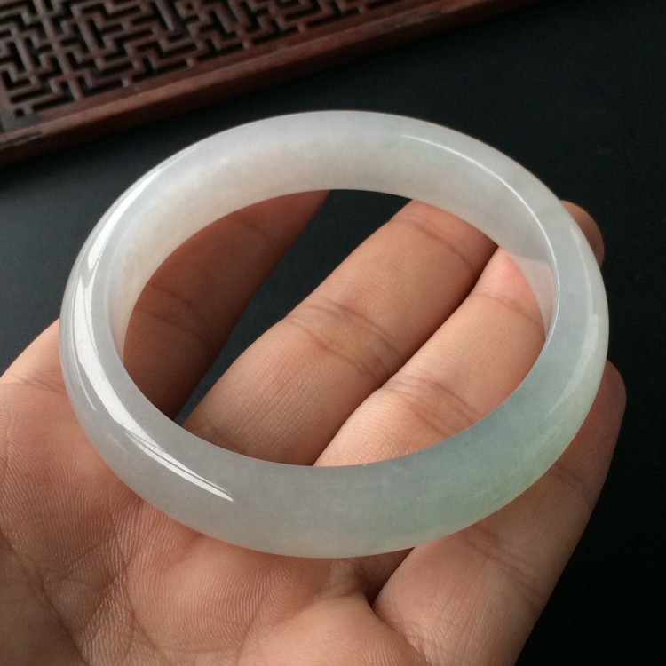 (超值推荐)冰种晴水手镯(57.8mm)