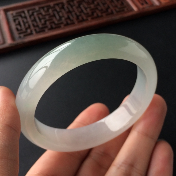 (超值推荐)冰种晴水手镯(57.8mm)