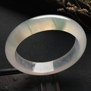 （超值推荐）冰种淡晴水手镯（56.2mm）