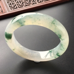 (超值推荐)冰种飘花手镯(56.2mm)