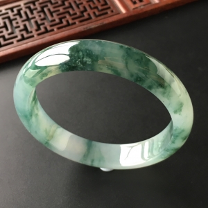 (超值推荐)冰种飘花手镯(57.6mm)