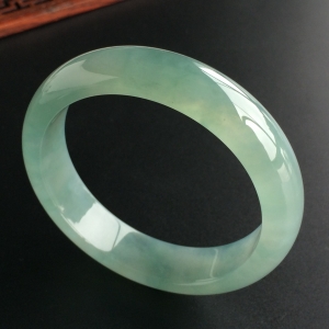 (超值推荐)冰种晴水手镯(57.1mm)
